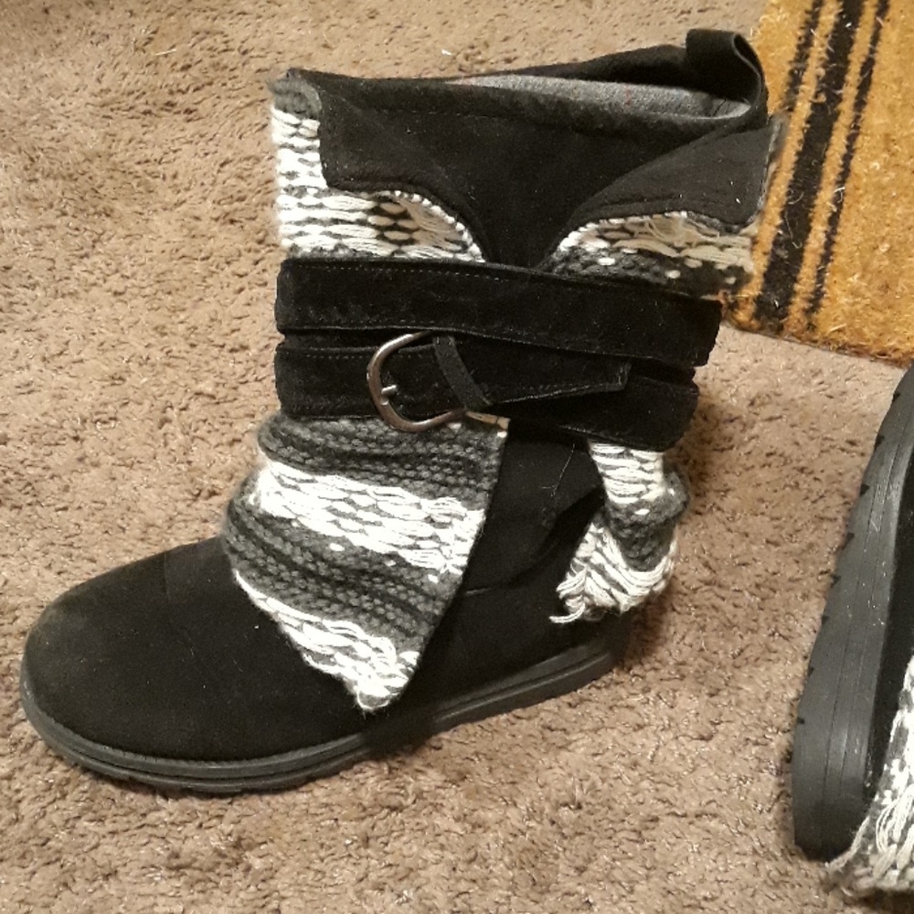 Muk luk boots